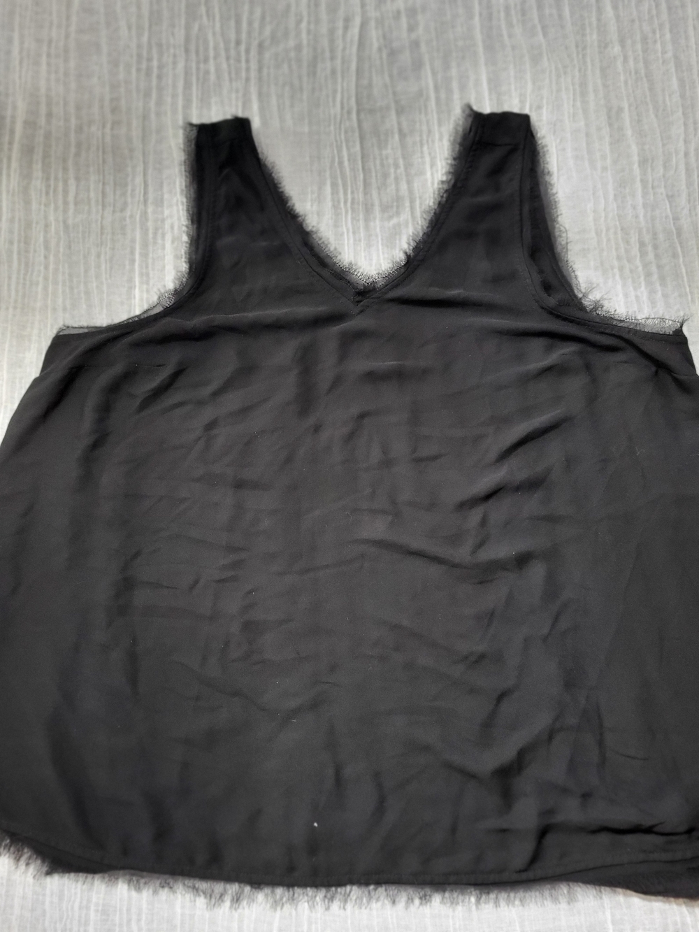 torrid 2x Black Lace Trim V-Neck Sleeveless Blouse